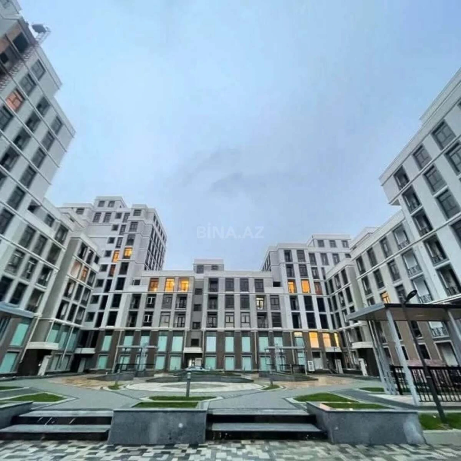 Satılır 1 otaqlı mənzil 80 m²