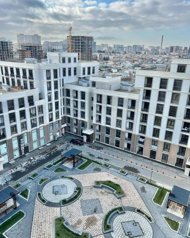 Satılır 1 otaqlı mənzil 80 m²