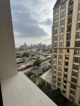 Satılır 2 otaqlı mənzil 83 m²