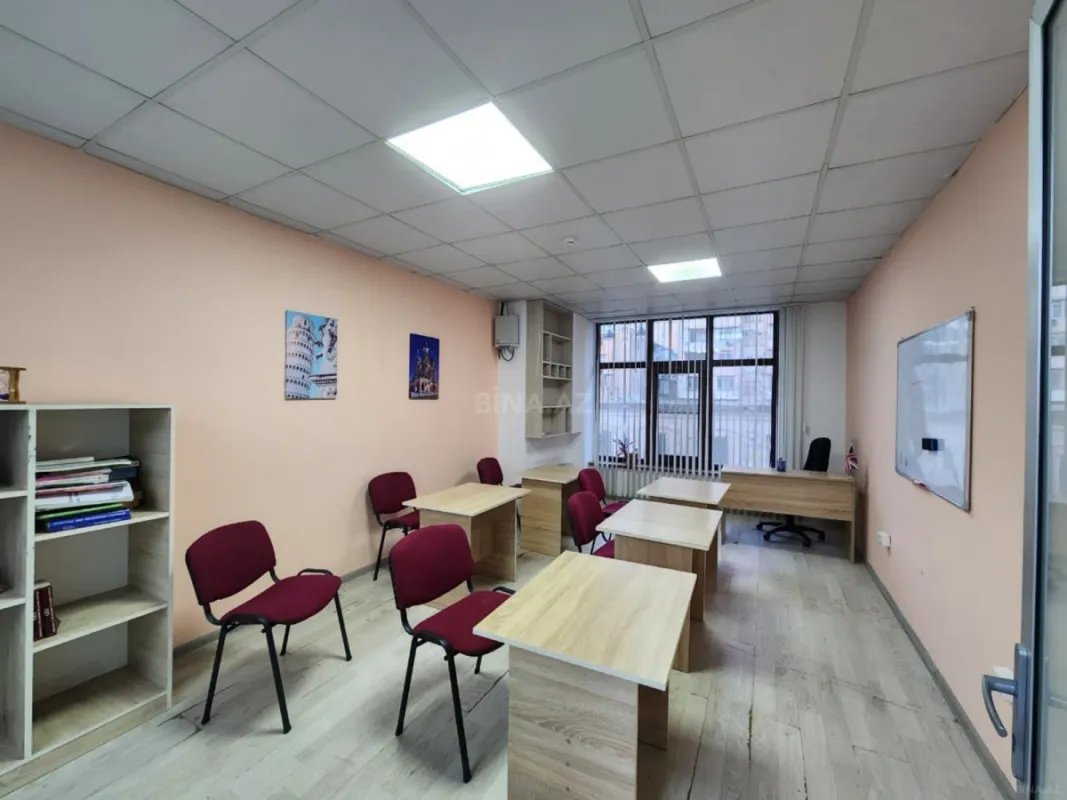 Kirayə verilir 7 otaqlı ofis 380 m²