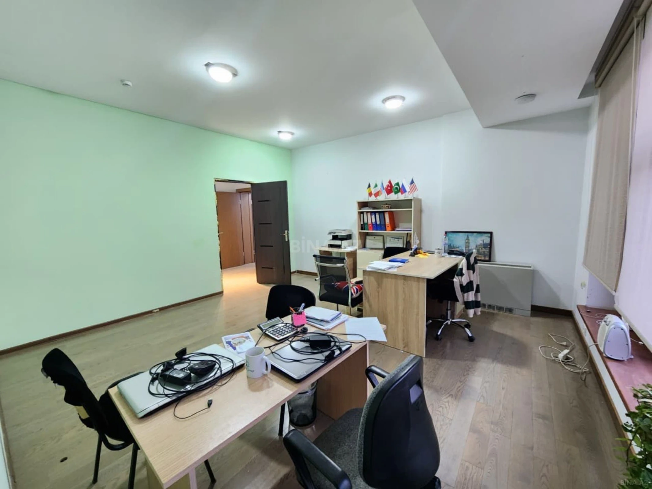 Kirayə verilir 7 otaqlı ofis 380 m²