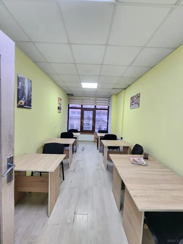 Kirayə verilir 7 otaqlı ofis 380 m²
