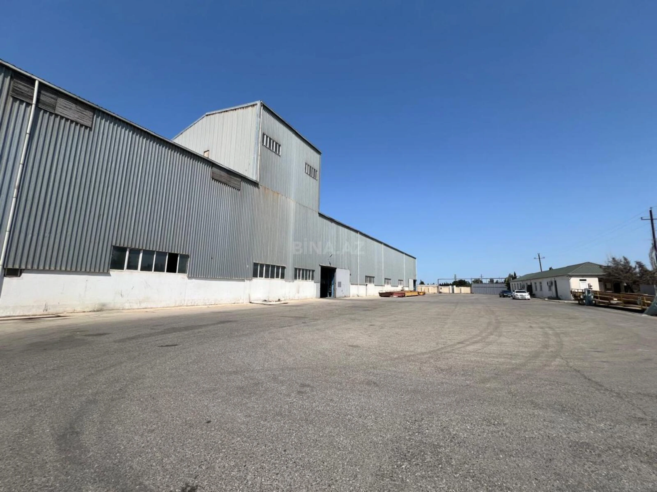 Satılır obyekt 3500 m²