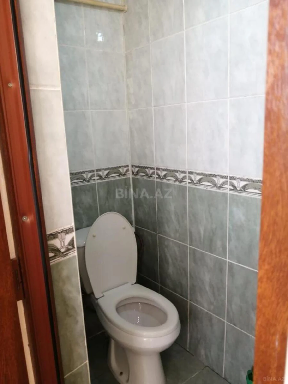 Satılır 4 otaqlı mənzil 110 m²