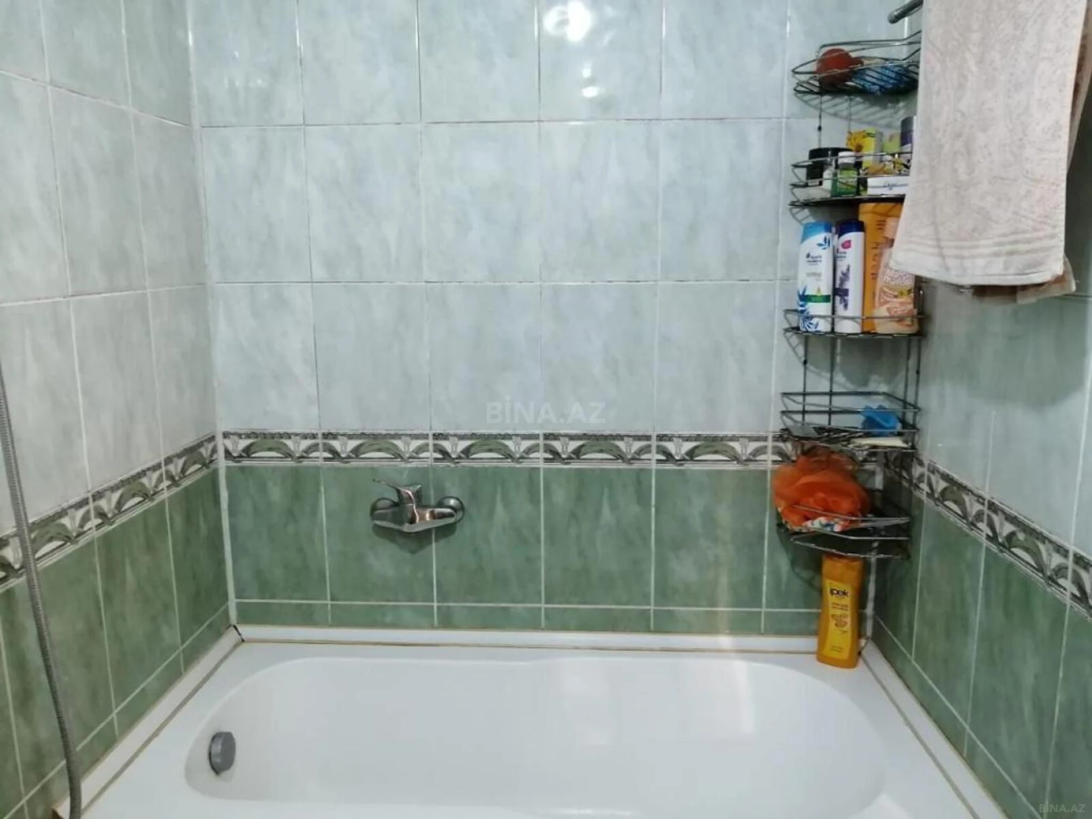 Satılır 4 otaqlı mənzil 110 m²