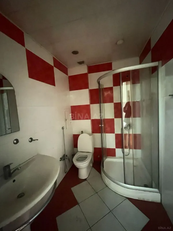 Satılır 3 otaqlı mənzil 140 m²