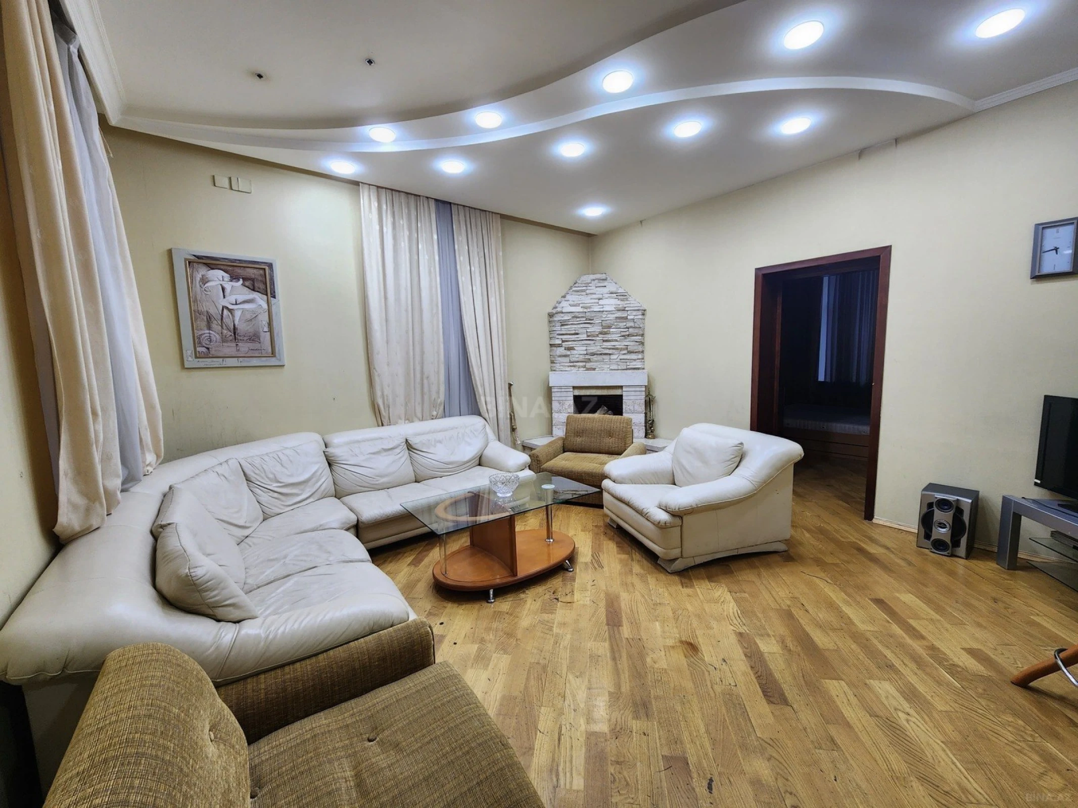Kirayə verilir 3 otaqlı mənzil 87 m²