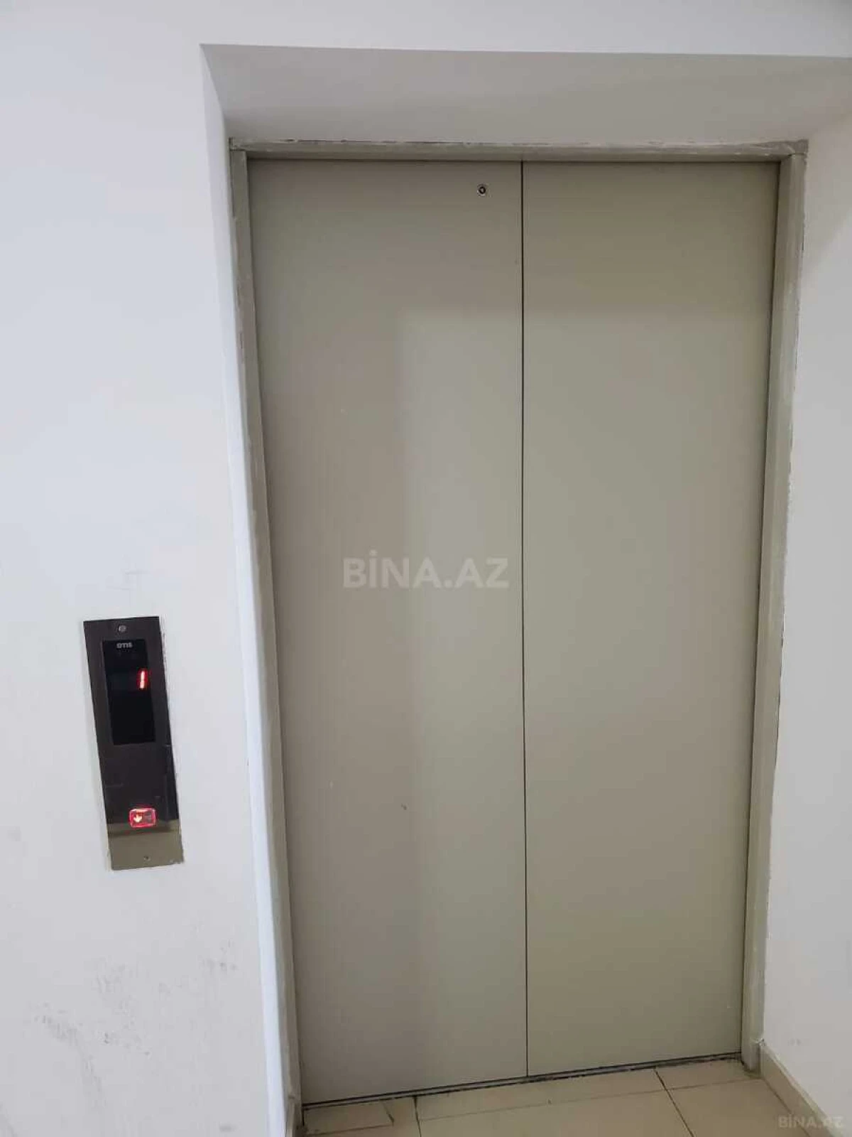 Satılır 2 otaqlı mənzil 90 m²