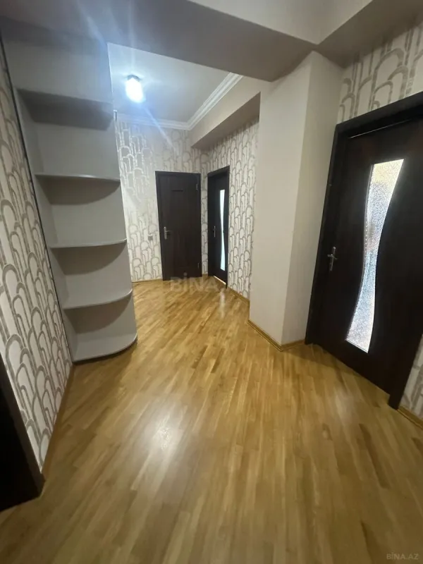 Satılır 2 otaqlı mənzil 90 m²