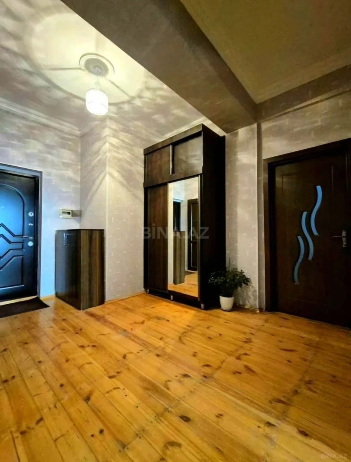 Satılır 3 otaqlı mənzil 85 m²