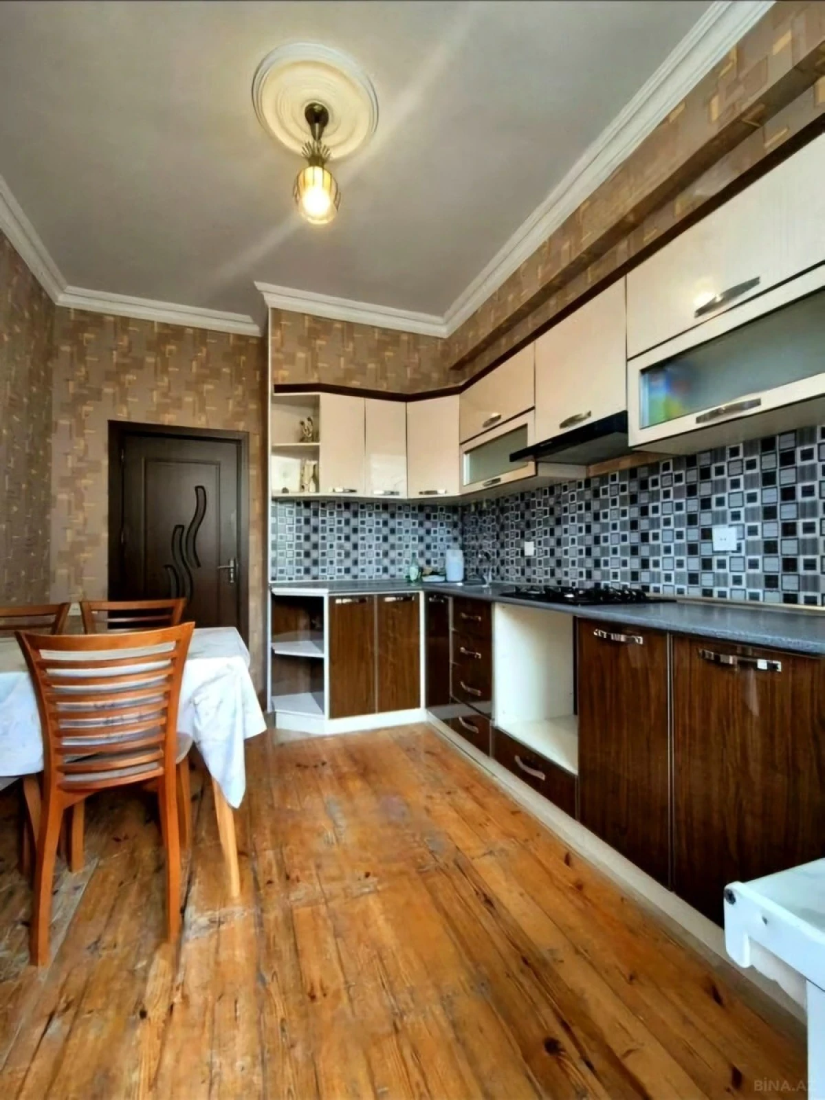 Satılır 3 otaqlı mənzil 85 m²