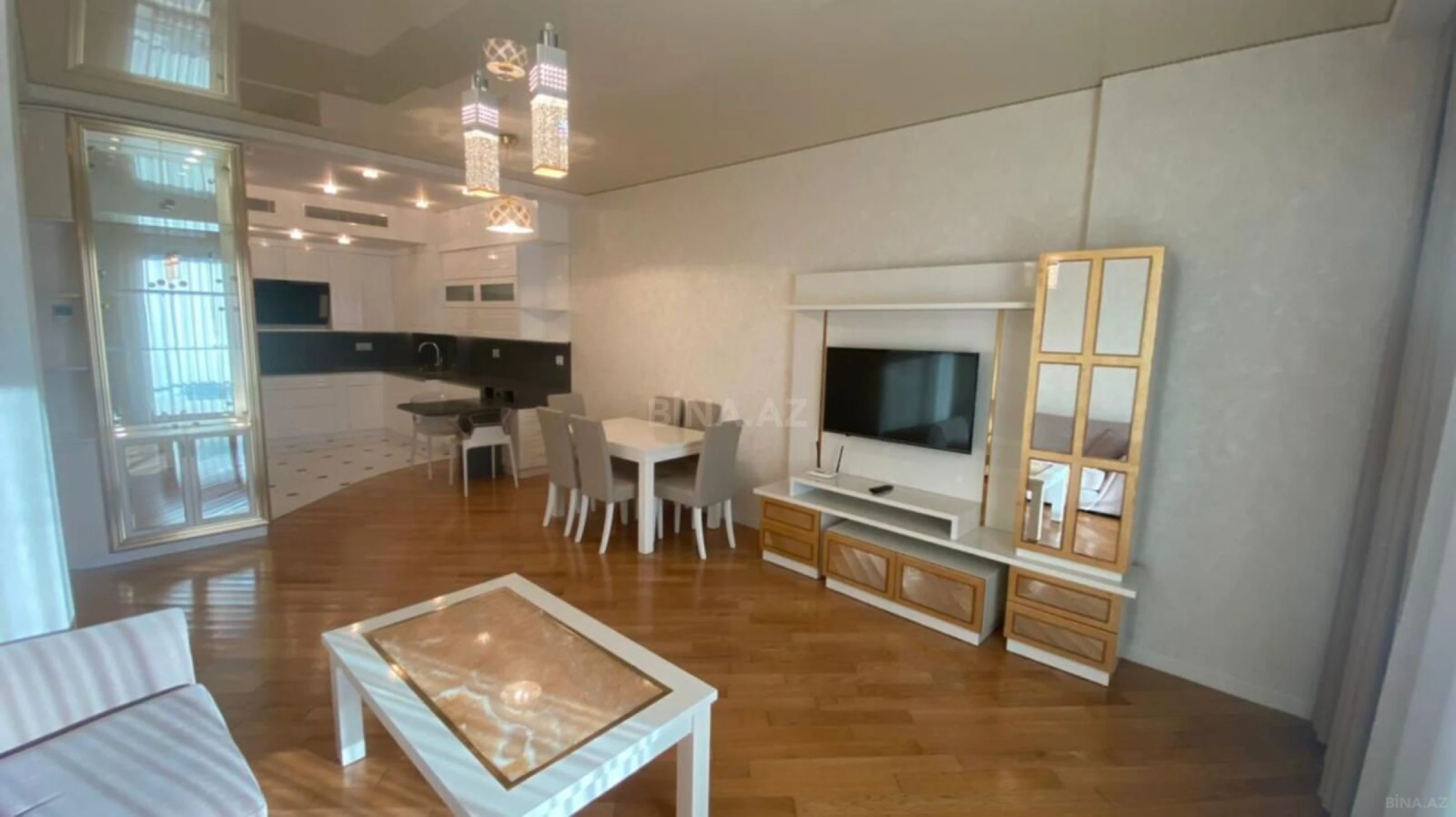 Satılır 2 otaqlı mənzil 98 m²
