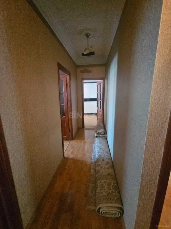 Satılır 4 otaqlı mənzil 120 m²