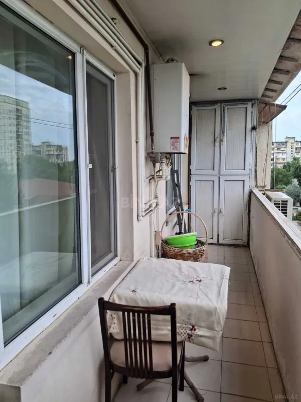 Satılır 4 otaqlı mənzil 120 m²