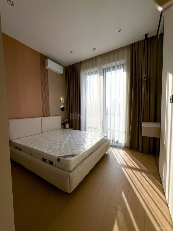 Kirayə verilir 2 otaqlı mənzil 70 m²