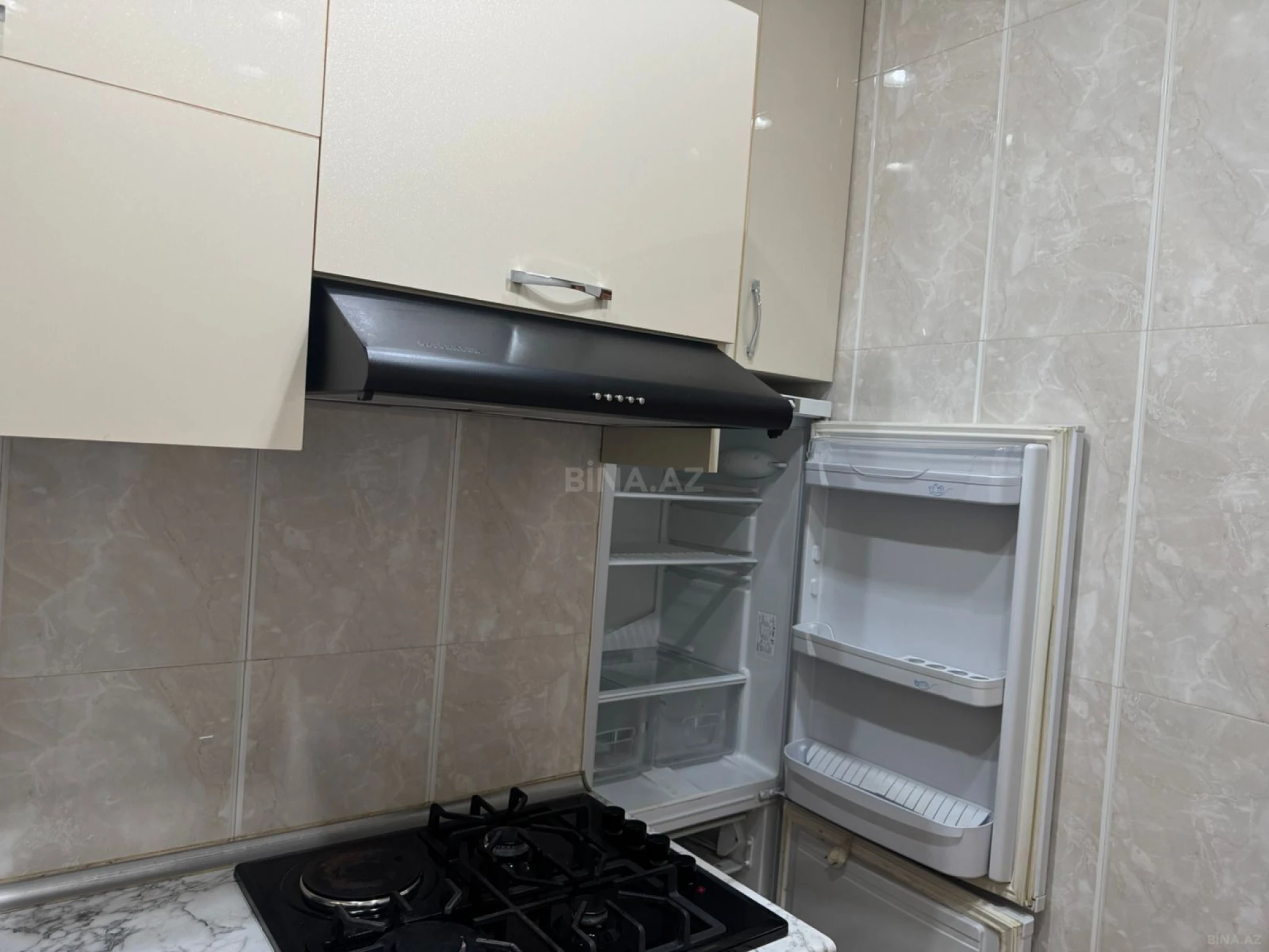 Kirayə verilir 2 otaqlı mənzil 60 m²