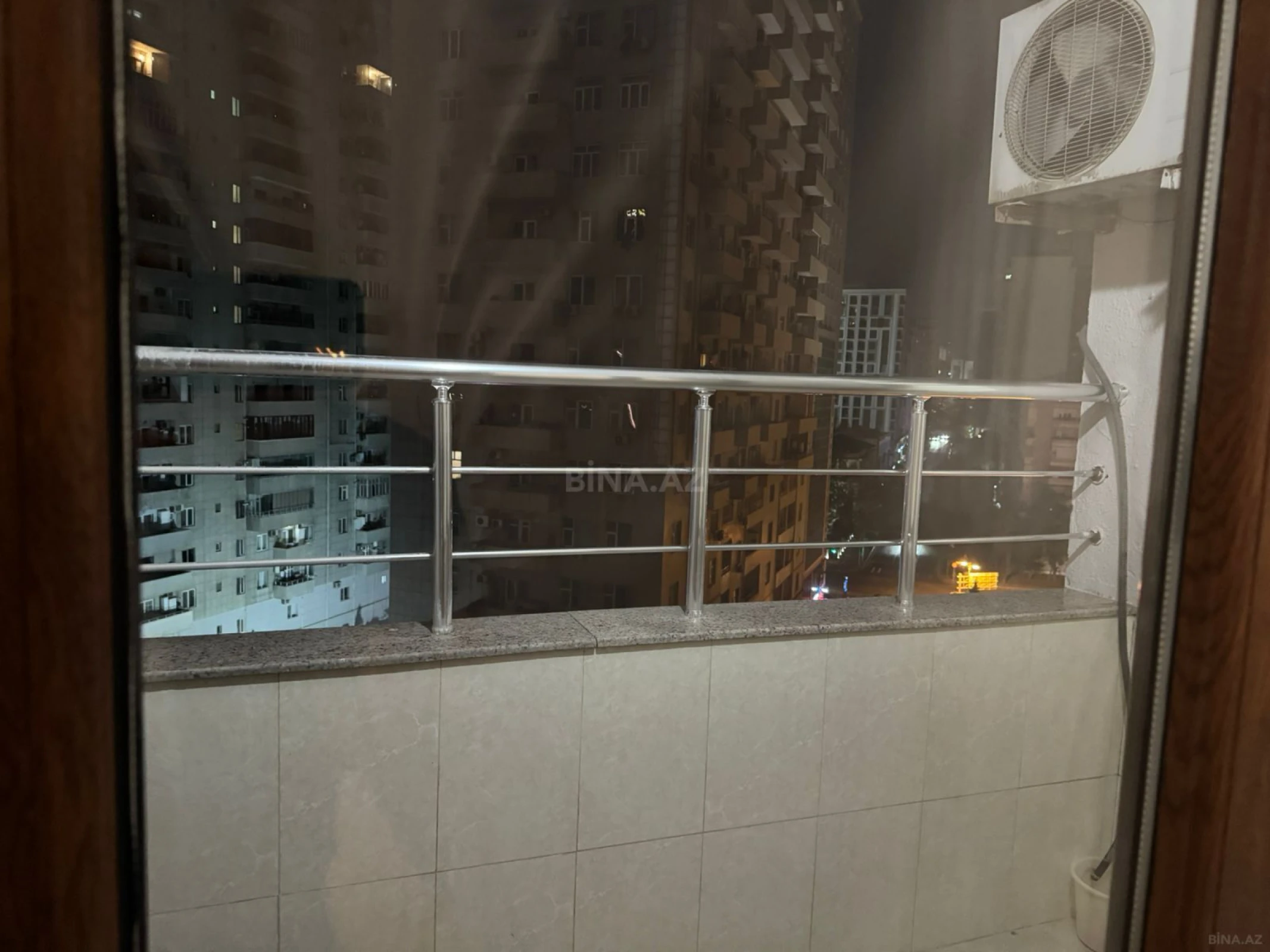 Kirayə verilir 2 otaqlı mənzil 60 m²