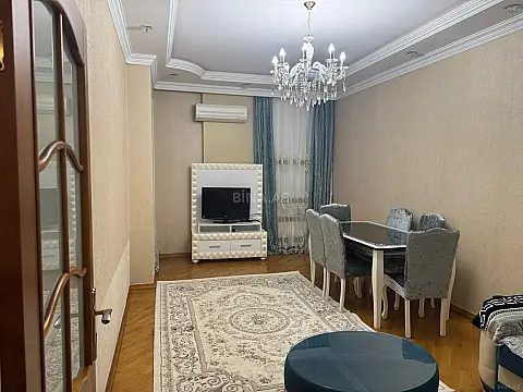 Kirayə verilir 2 otaqlı mənzil 60 m²