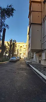 Satılır 3 otaqlı mənzil 110 m²