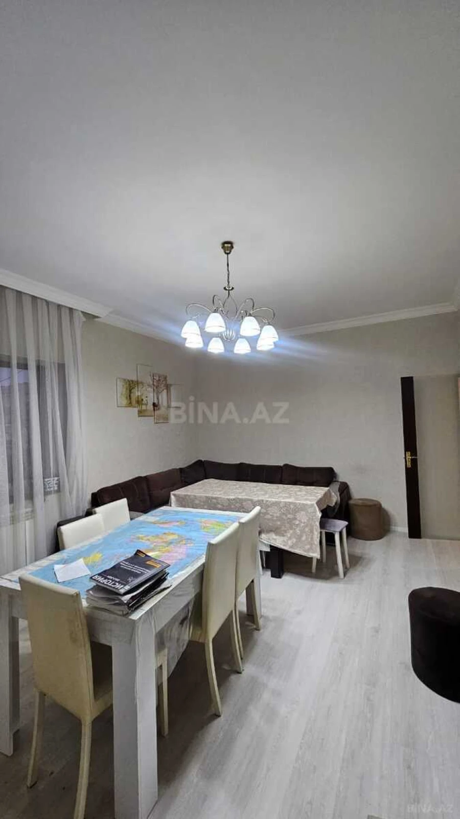 Satılır 2 otaqlı mənzil 61 m²