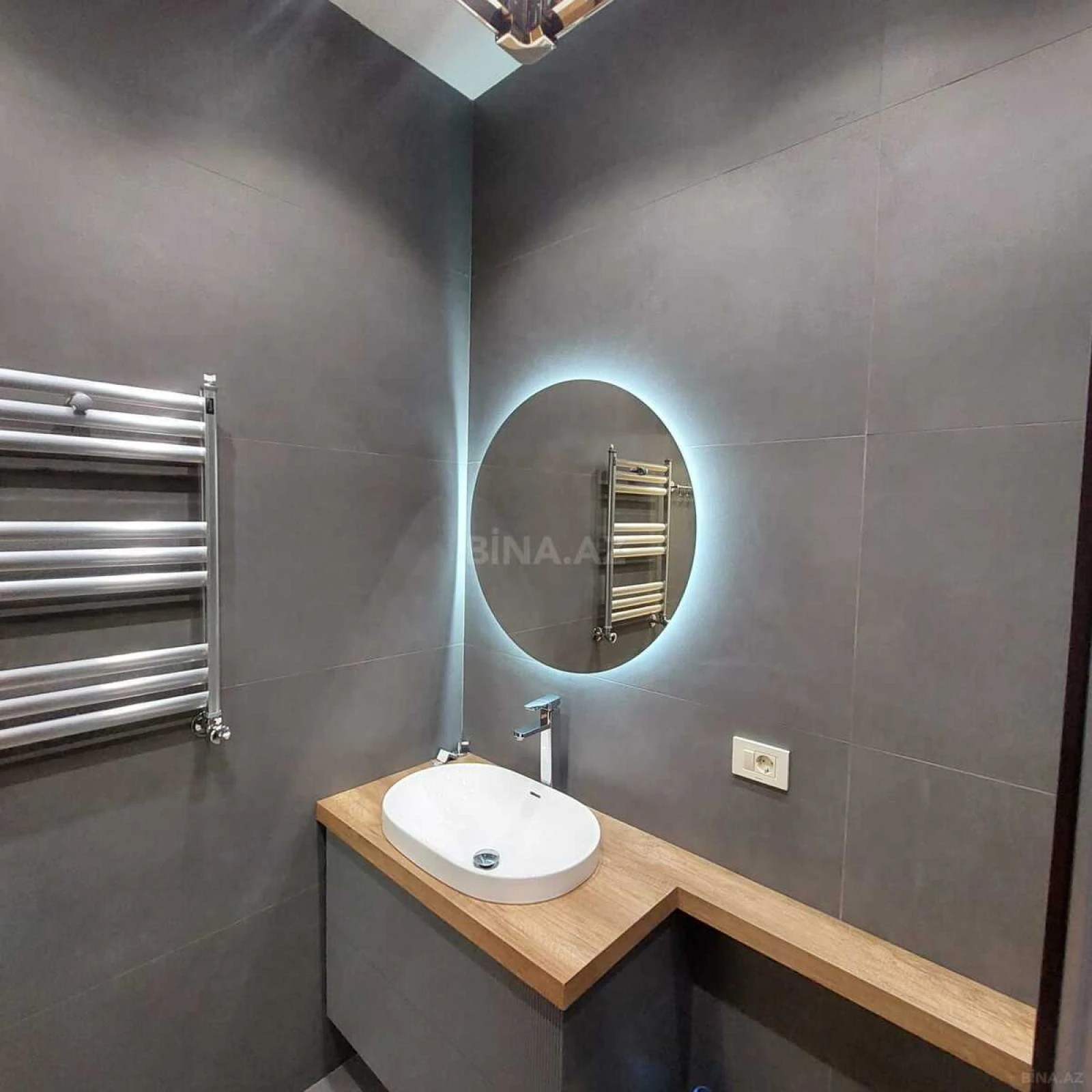 Satılır 2 otaqlı mənzil 68 m²