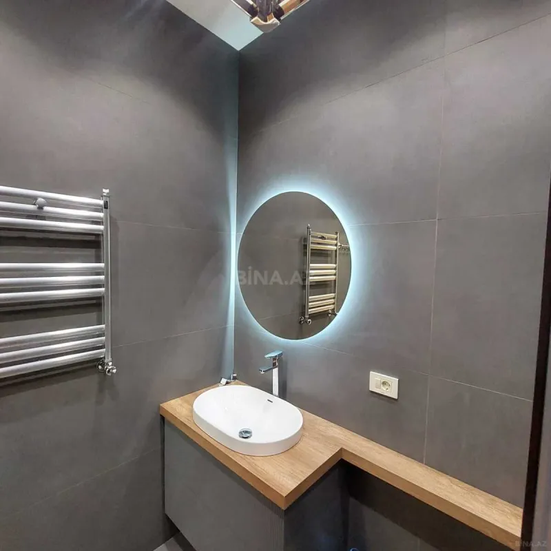 Satılır 2 otaqlı mənzil 68 m²