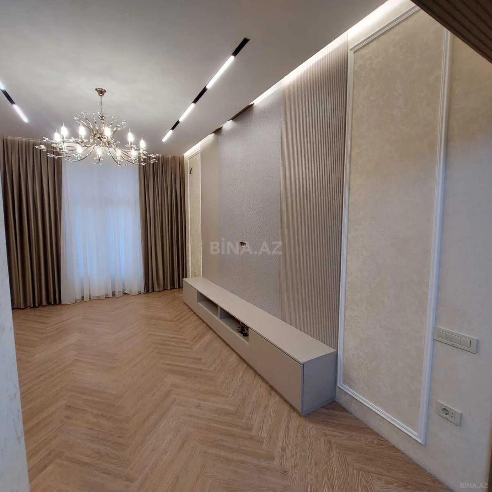 Satılır 2 otaqlı mənzil 68 m²
