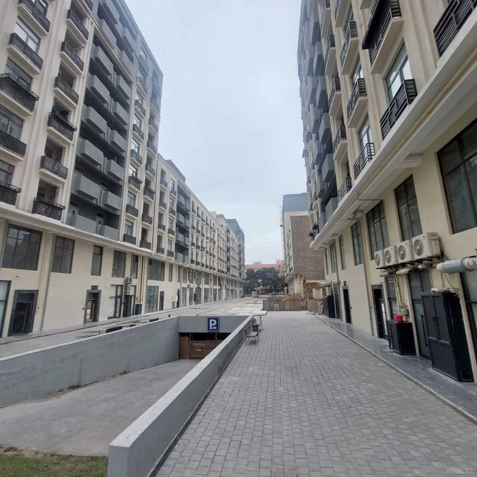 Satılır 2 otaqlı mənzil 68 m²