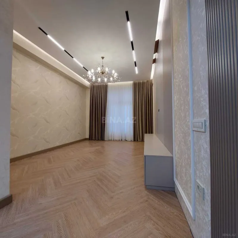 Satılır 2 otaqlı mənzil 68 m²