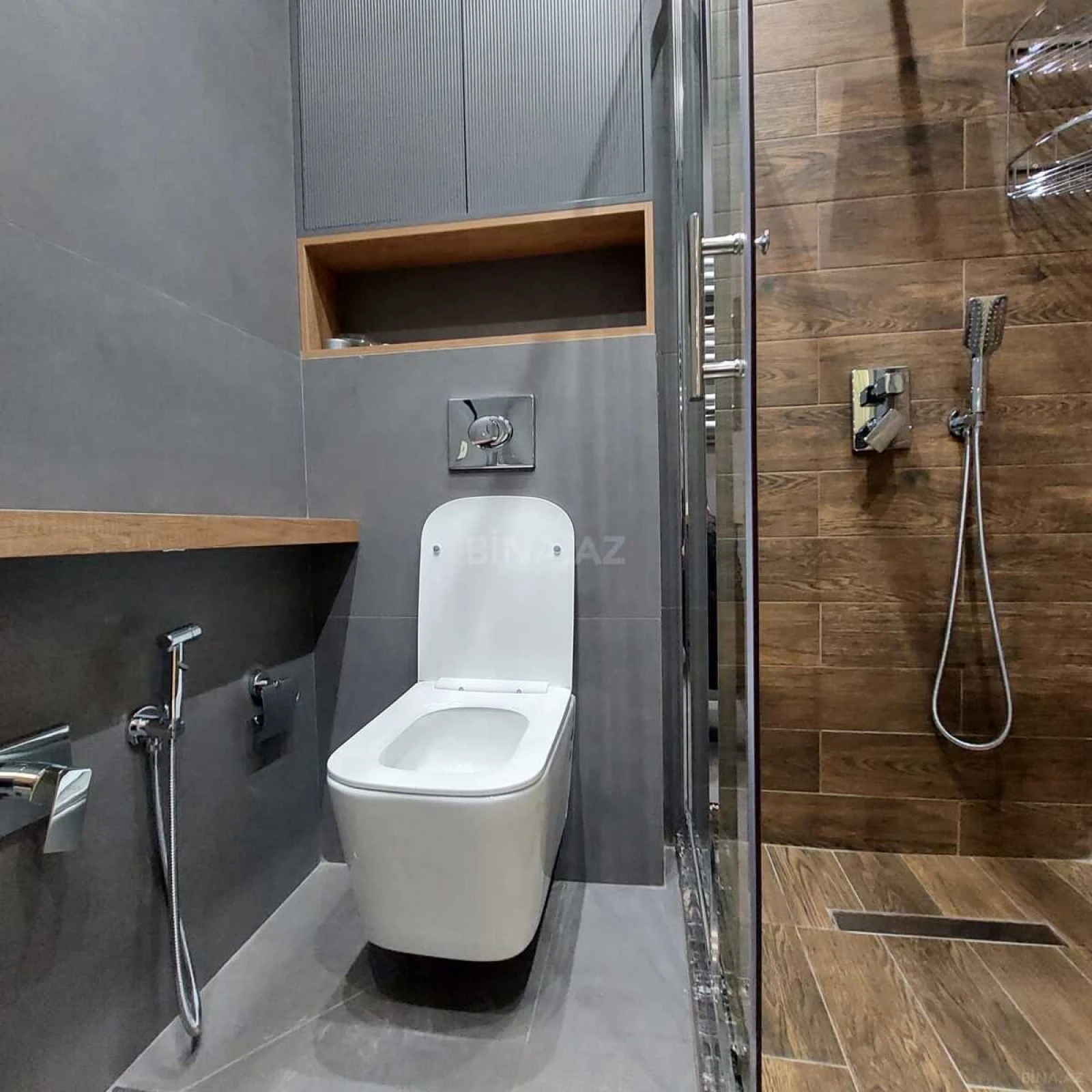 Satılır 2 otaqlı mənzil 68 m²