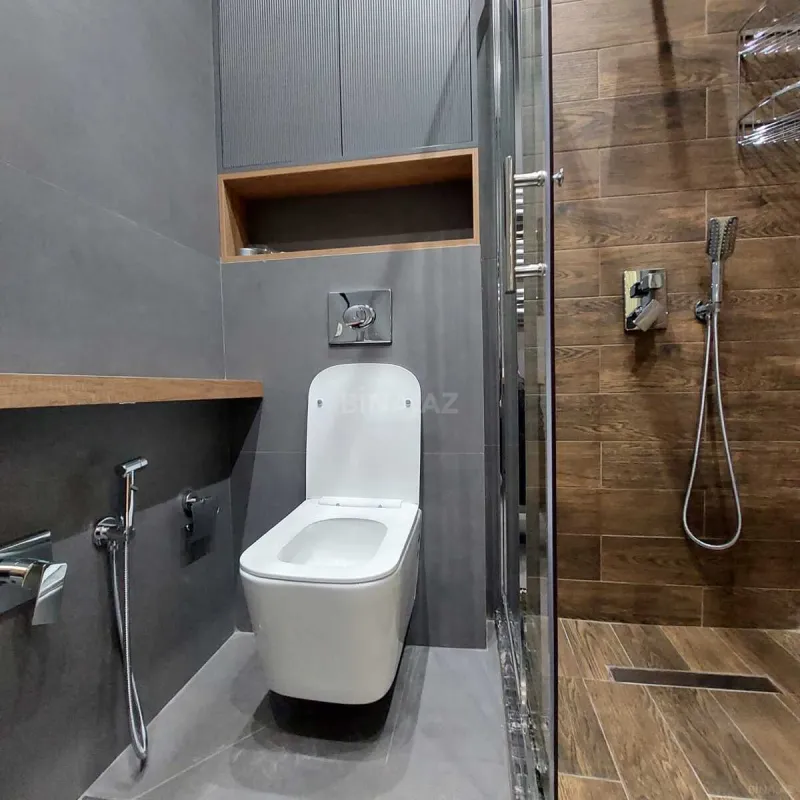 Satılır 2 otaqlı mənzil 68 m²