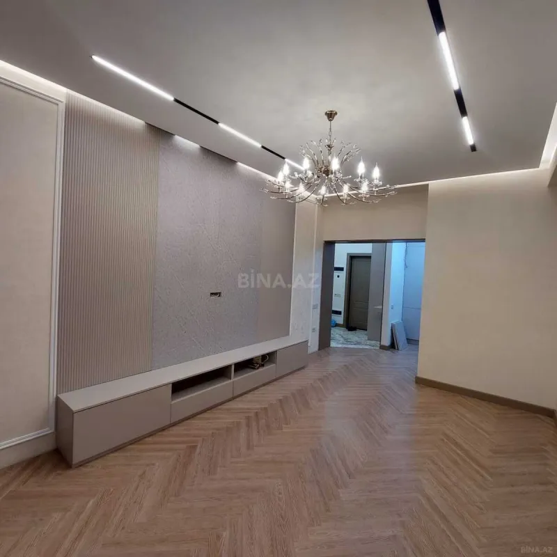 Satılır 2 otaqlı mənzil 68 m²