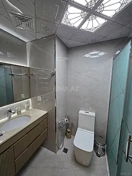Kirayə verilir 2 otaqlı mənzil 80 m²