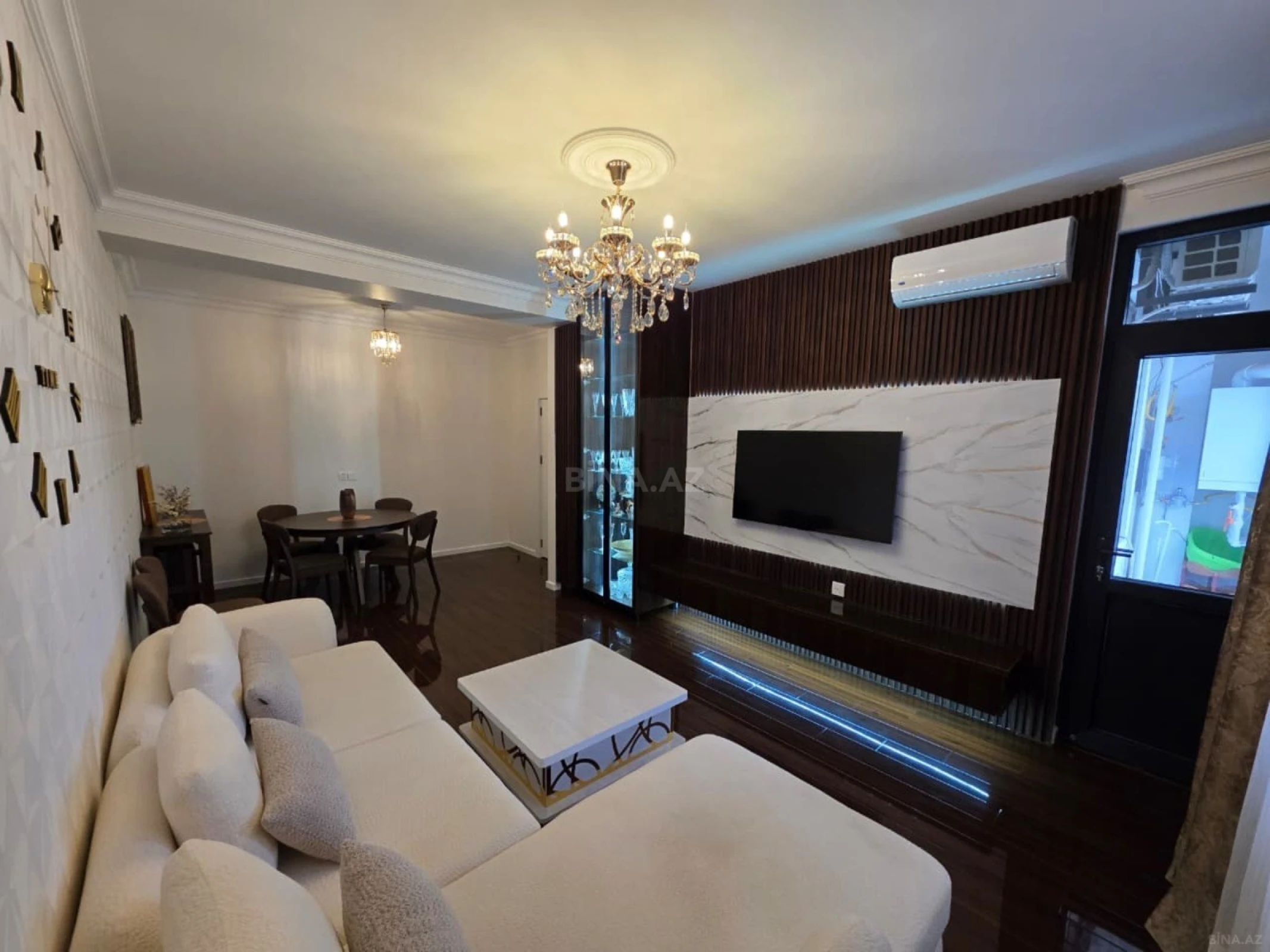 Kirayə verilir 2 otaqlı mənzil 80 m²