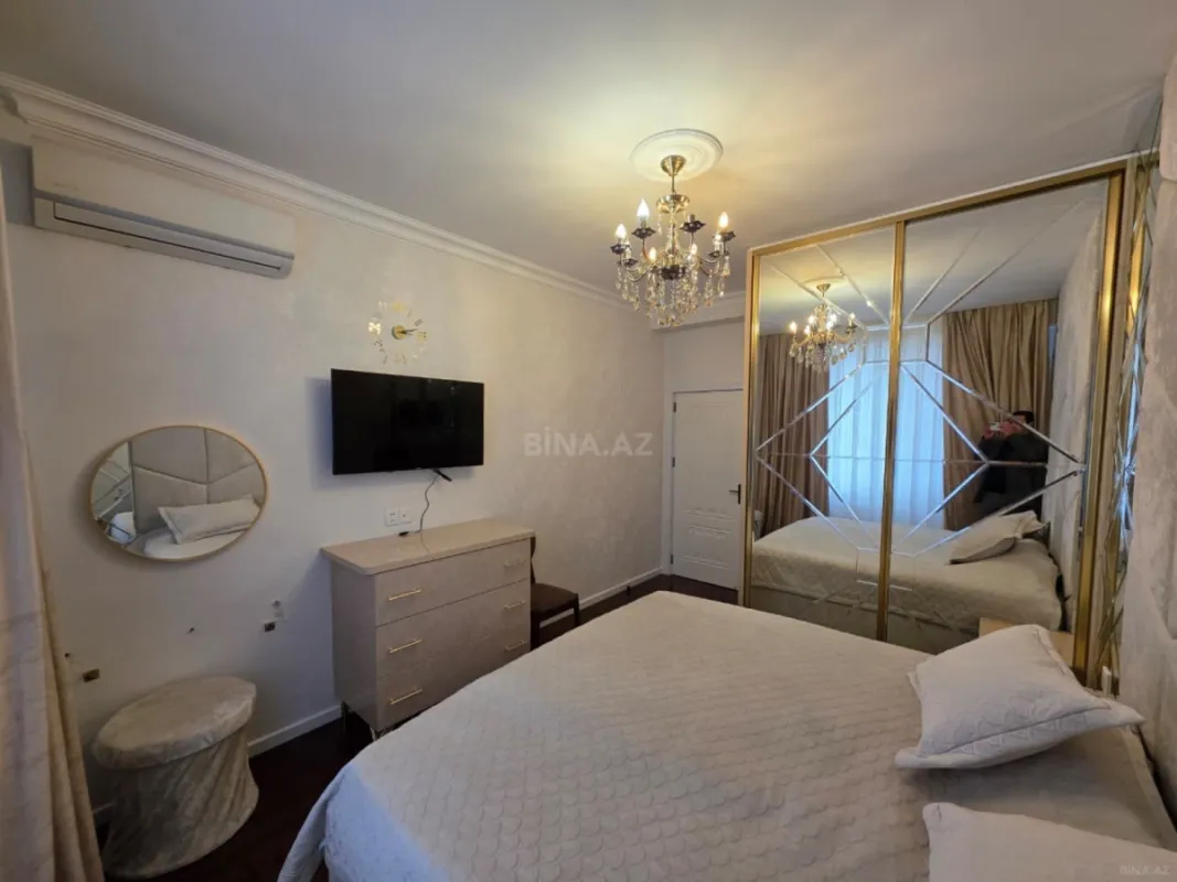 Kirayə verilir 2 otaqlı mənzil 80 m²