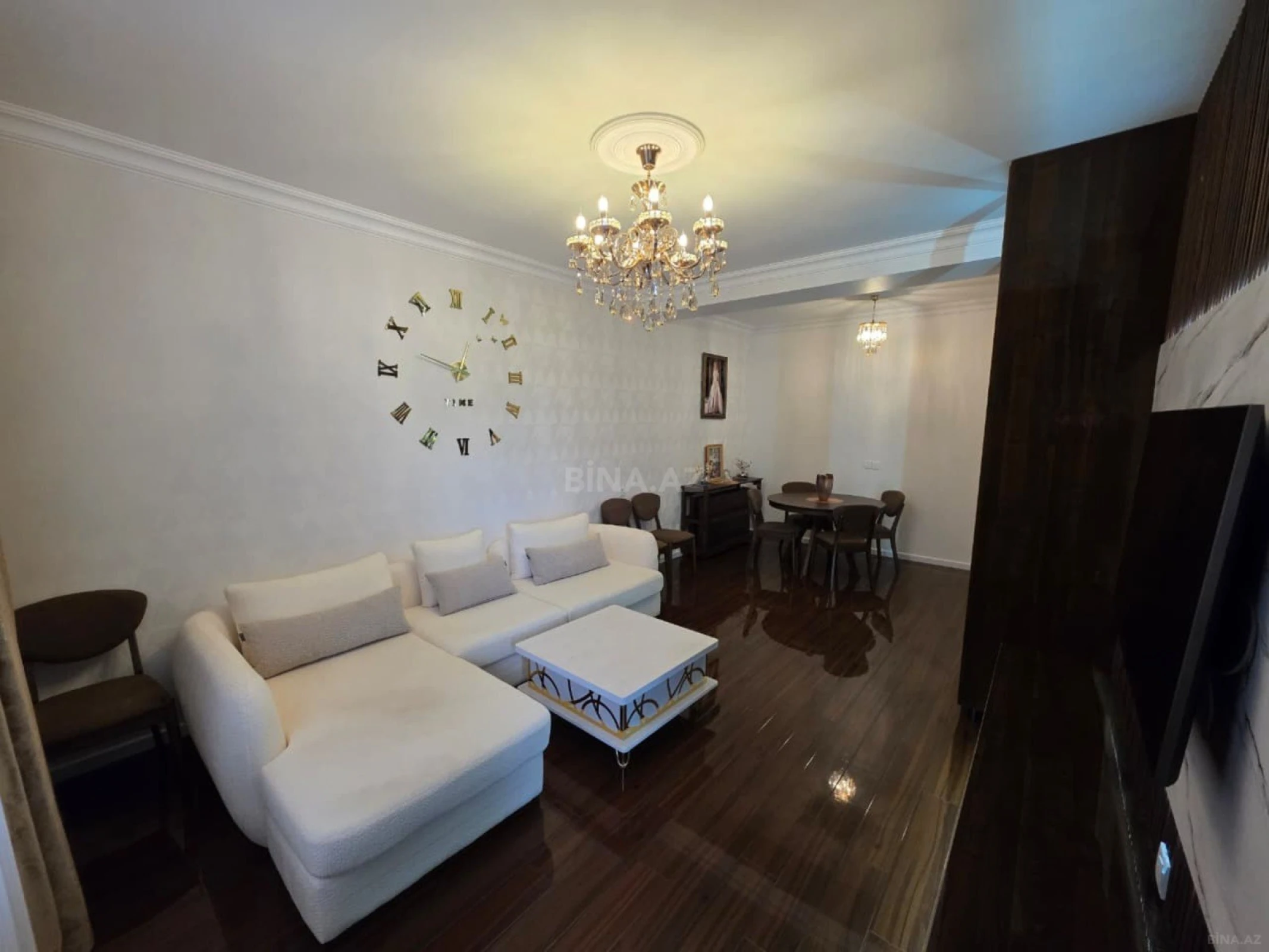 Kirayə verilir 2 otaqlı mənzil 80 m²