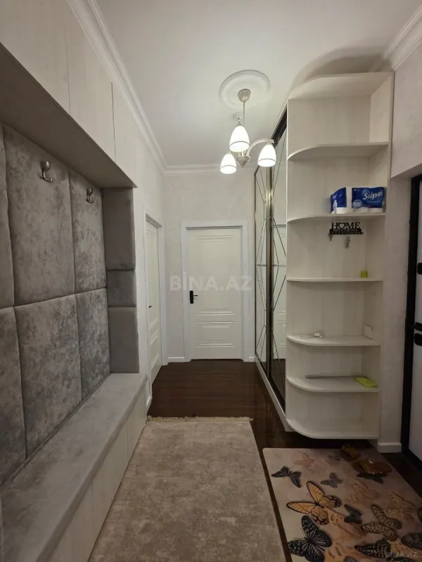 Kirayə verilir 2 otaqlı mənzil 80 m²