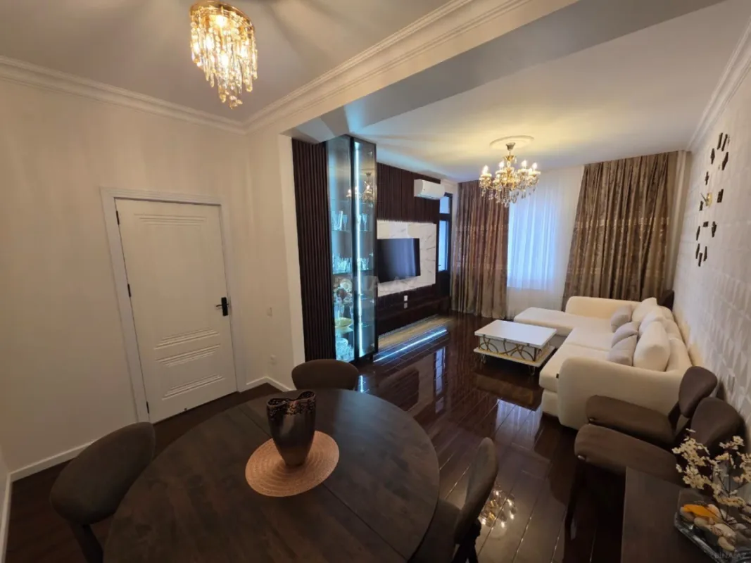 Kirayə verilir 2 otaqlı mənzil 80 m²