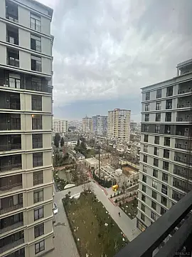 Satılır 3 otaqlı mənzil 104 m²