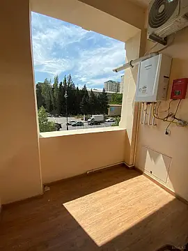 Kirayə verilir 2 otaqlı mənzil 80 m²