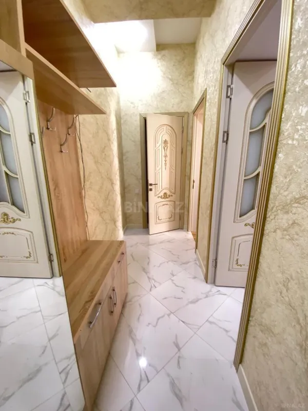 Kirayə verilir 2 otaqlı mənzil 80 m²