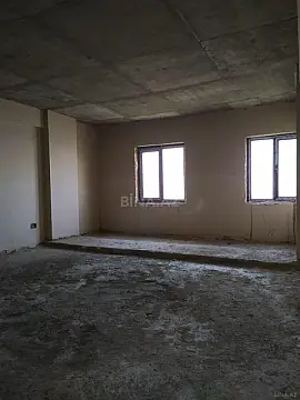 Satılır 2 otaqlı mənzil 77 m²