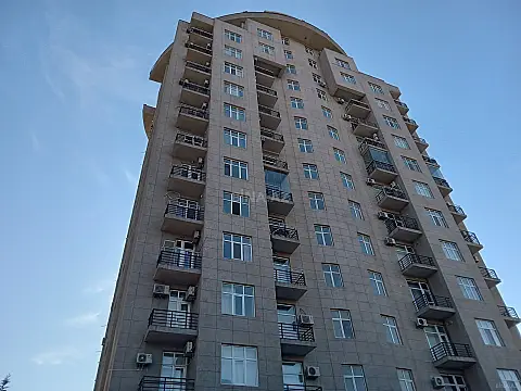 Satılır 4 otaqlı mənzil 176 m² — Bakı, Nəsimi 4 otaq 176.00 m²