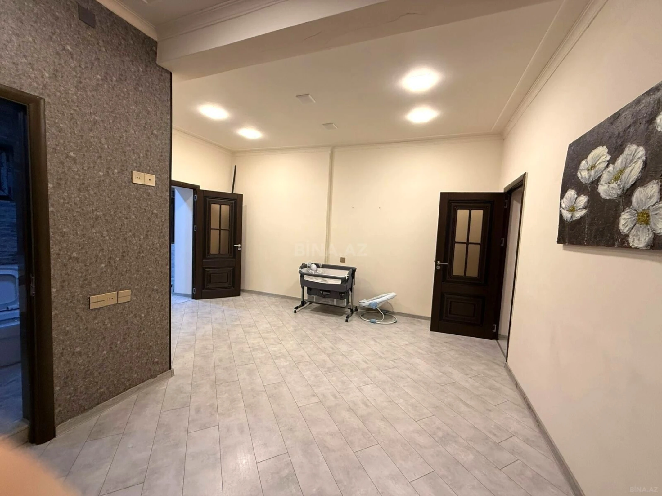 Satılır 3 otaqlı mənzil 88 m²