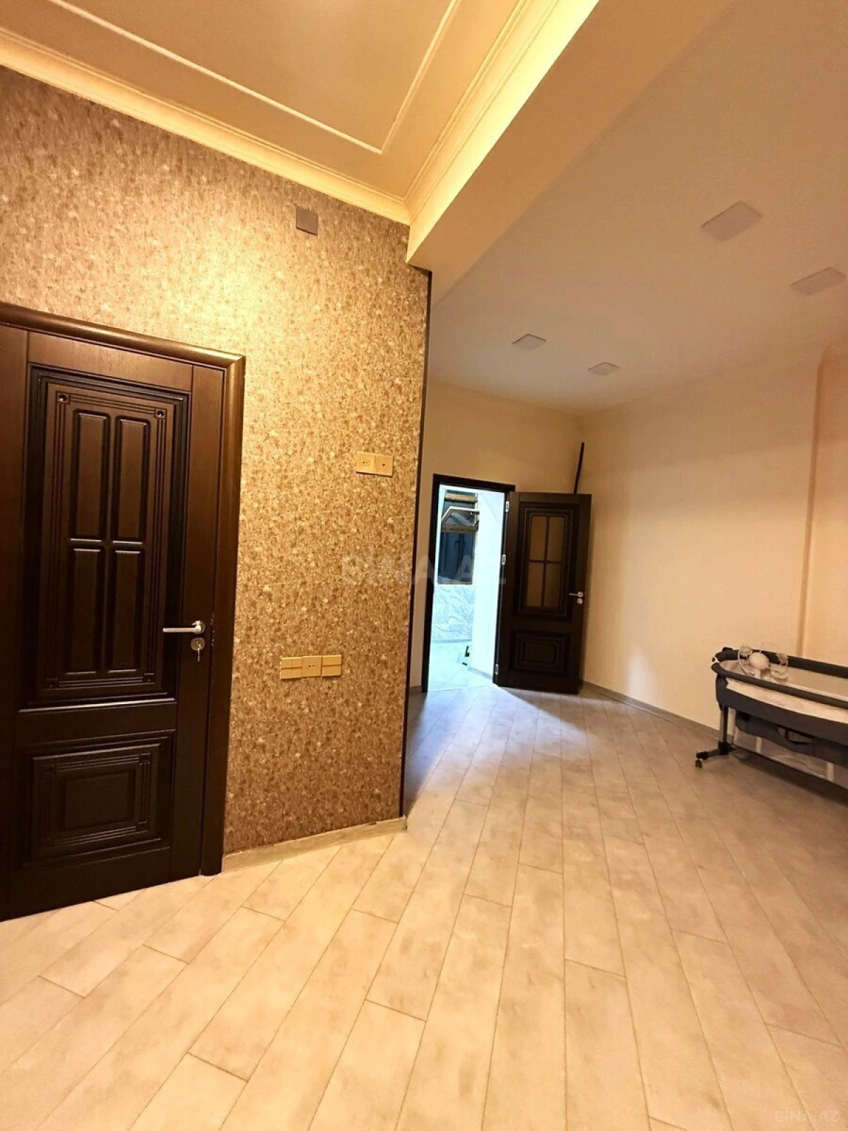 Satılır 3 otaqlı mənzil 88 m²