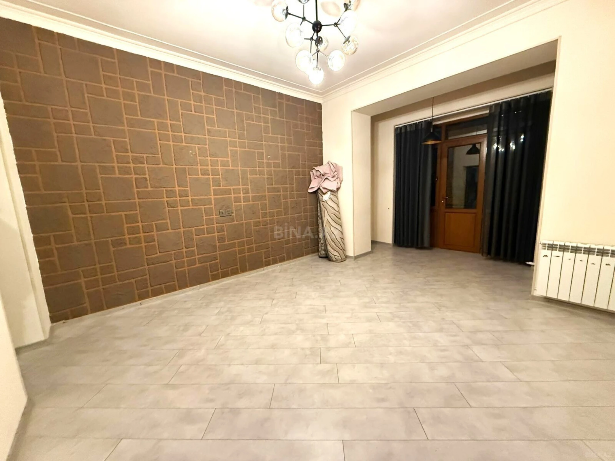 Satılır 3 otaqlı mənzil 88 m²