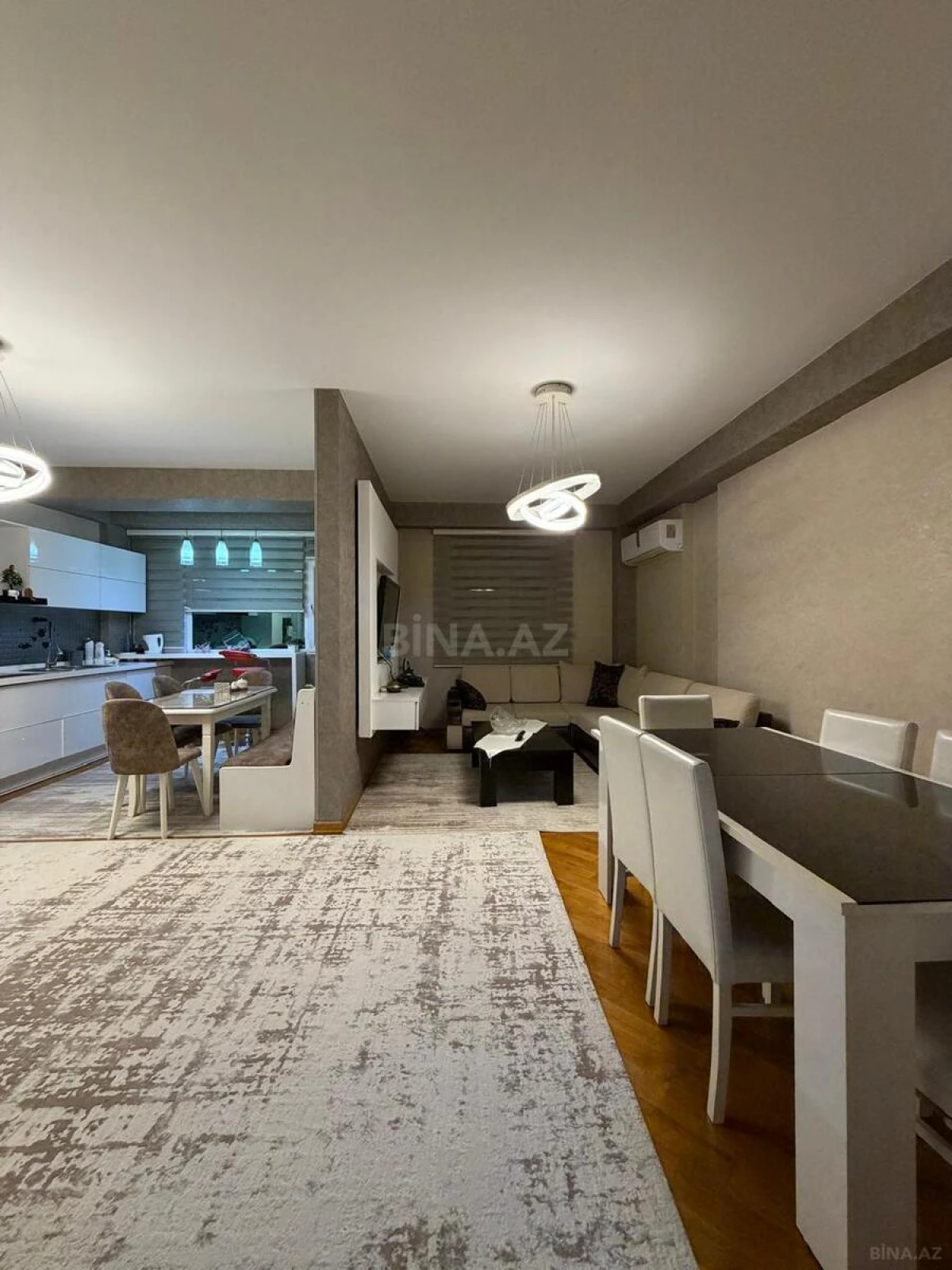 Satılır 3 otaqlı mənzil 97 m²