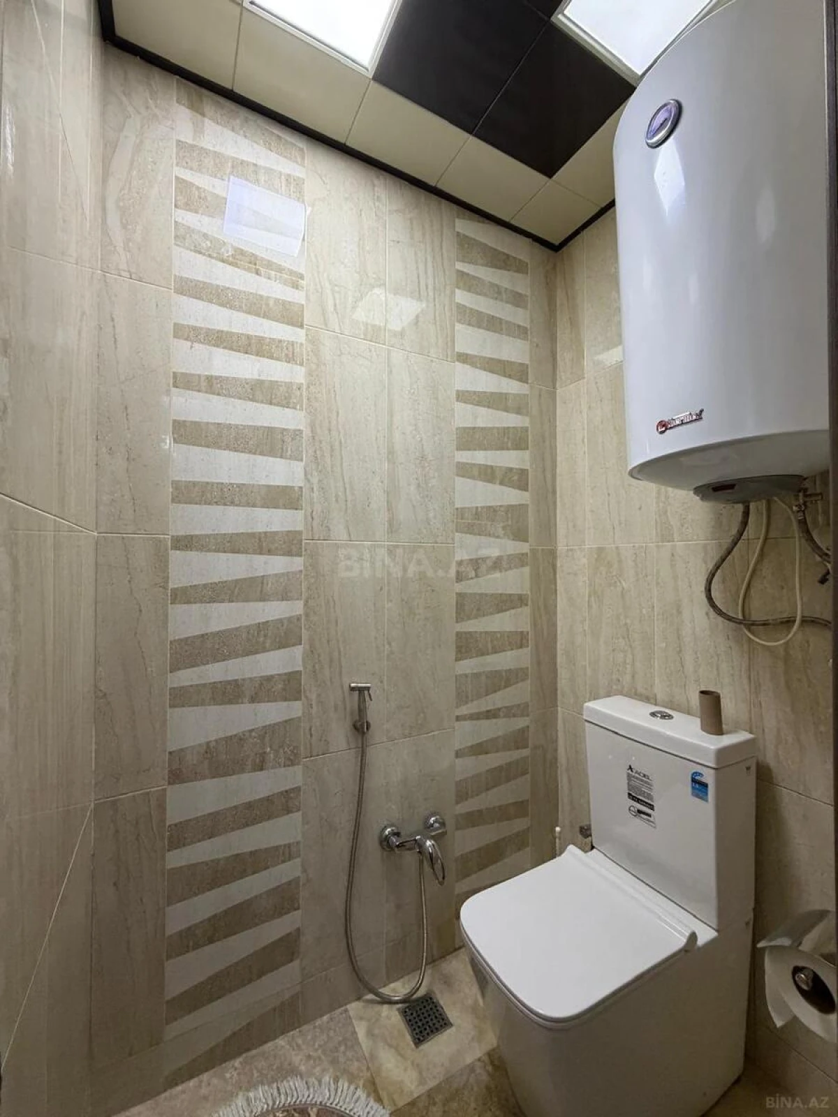 Satılır 3 otaqlı mənzil 97 m²