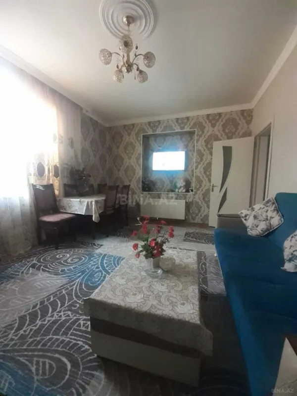 Satılır 2 otaqlı həyət evi 67 m²