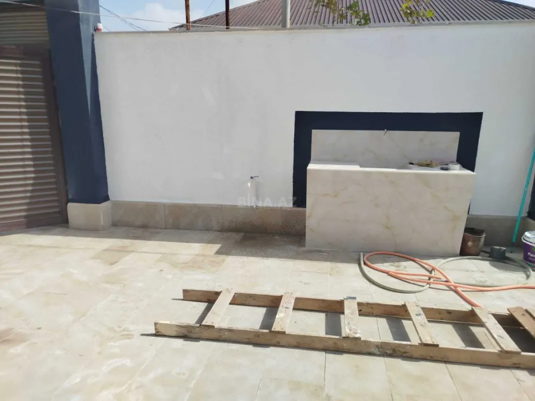 Satılır 5 otaqlı həyət evi 170 m²